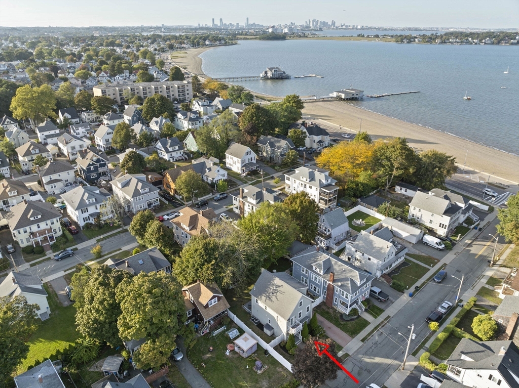 158 W Elm Ave