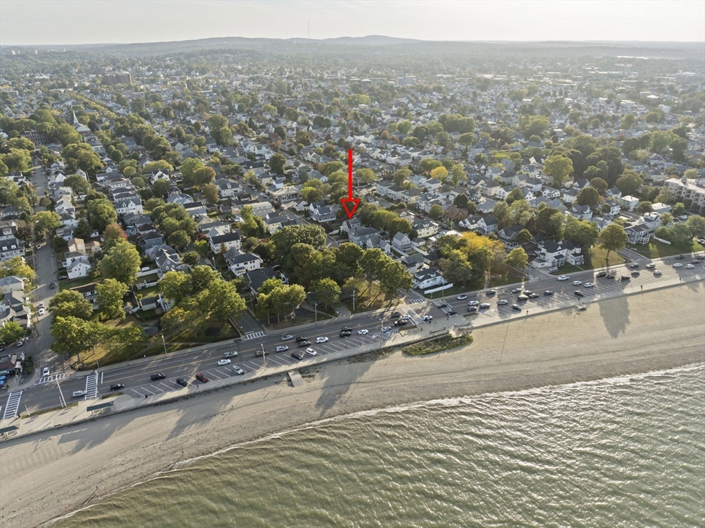 158 W Elm Ave