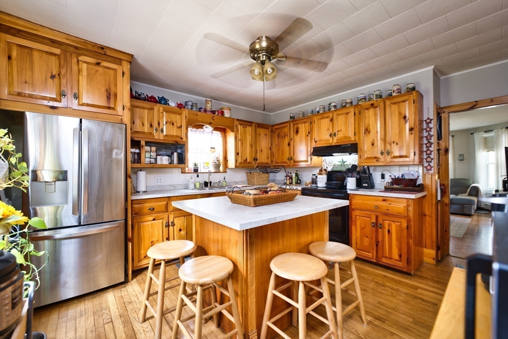 467 Brock Ave