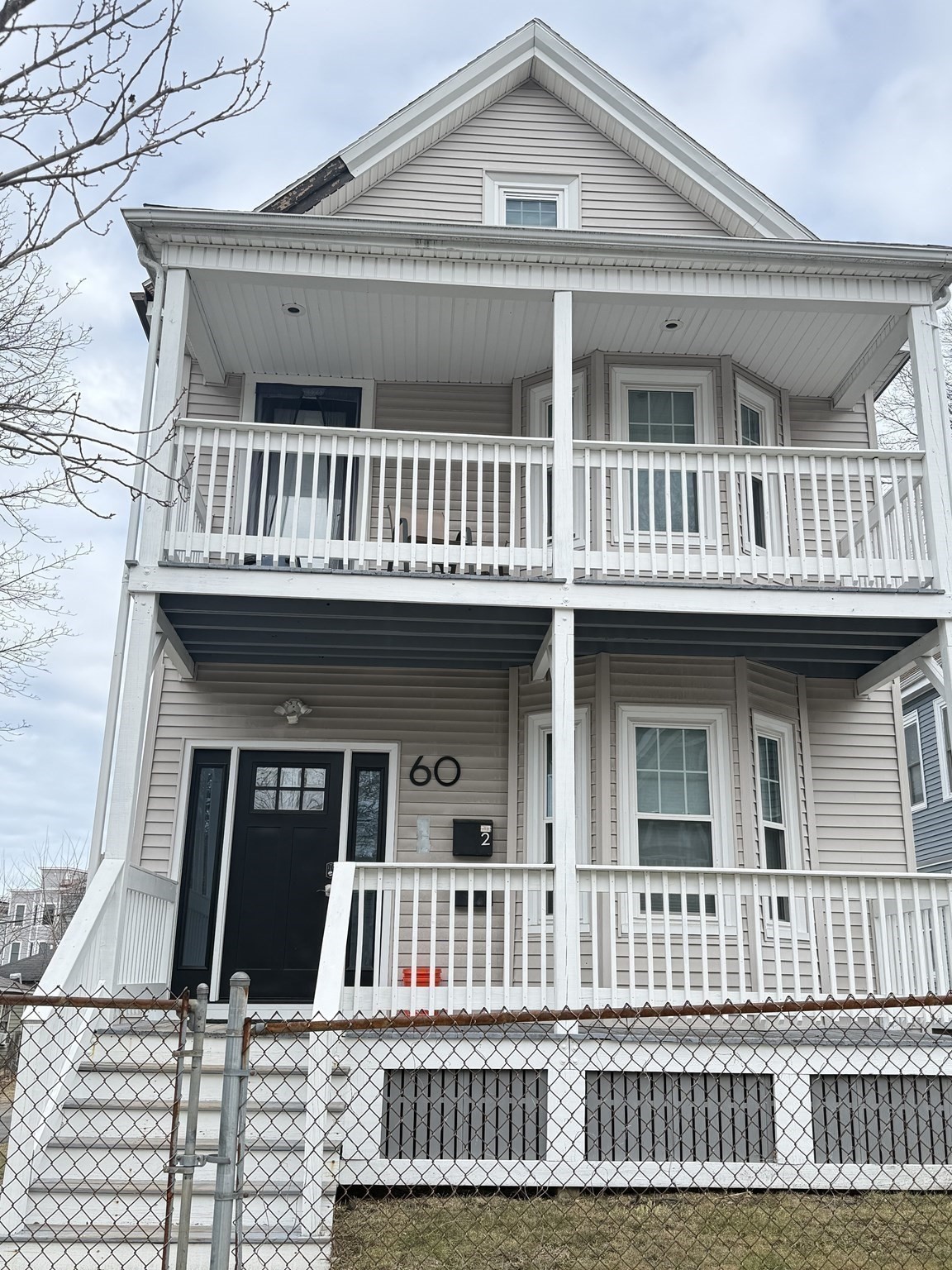 60 Thetford Ave