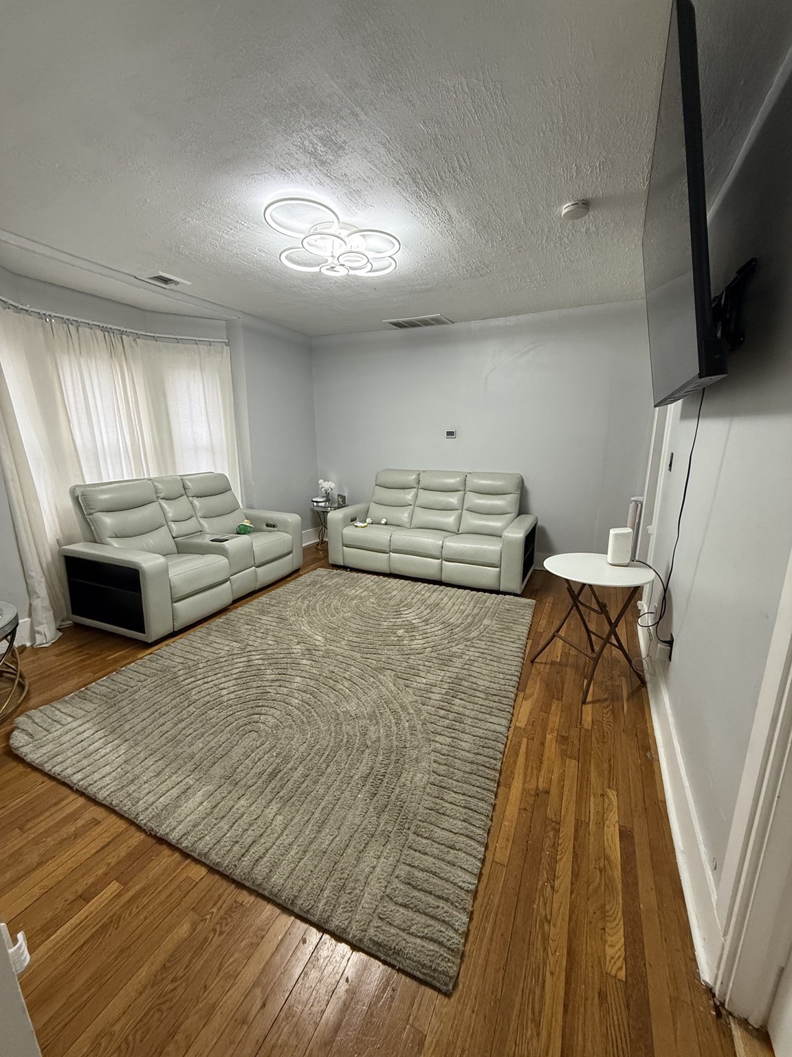 60 Thetford Ave