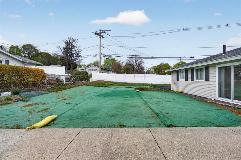 1 Reed Rd