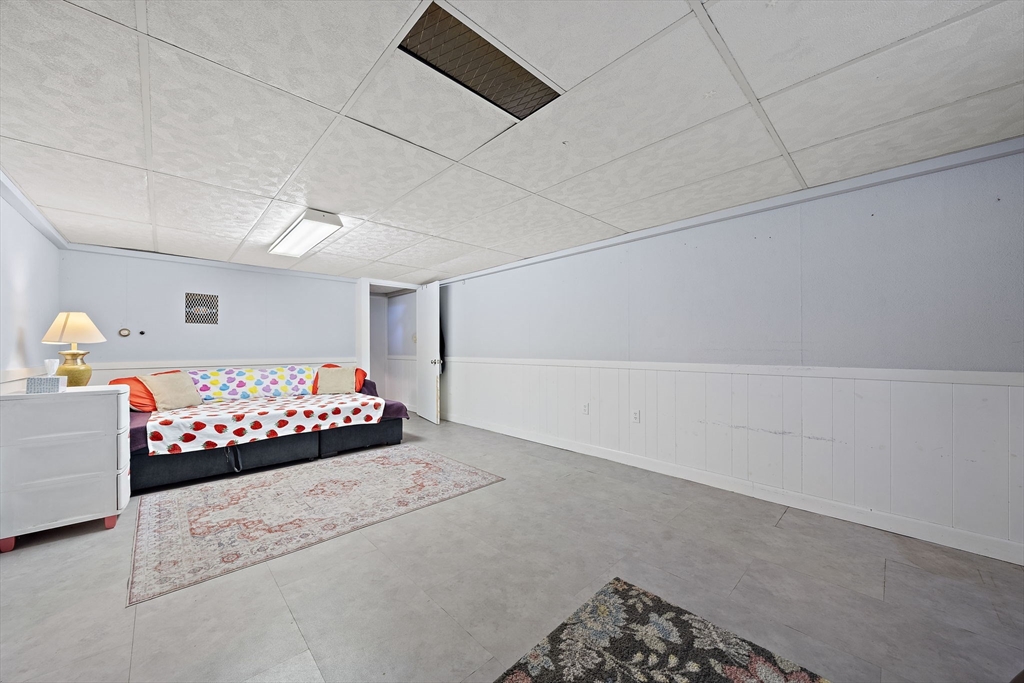 447 E Main St