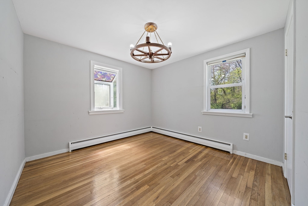 447 E Main St