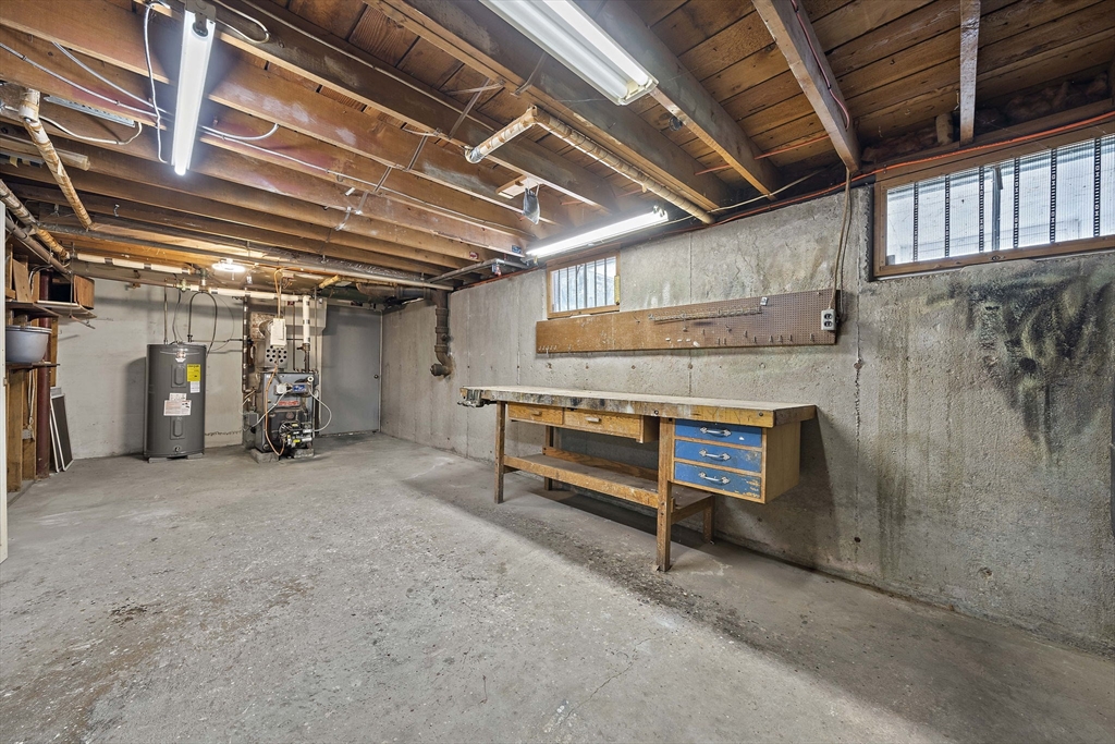 447 E Main St