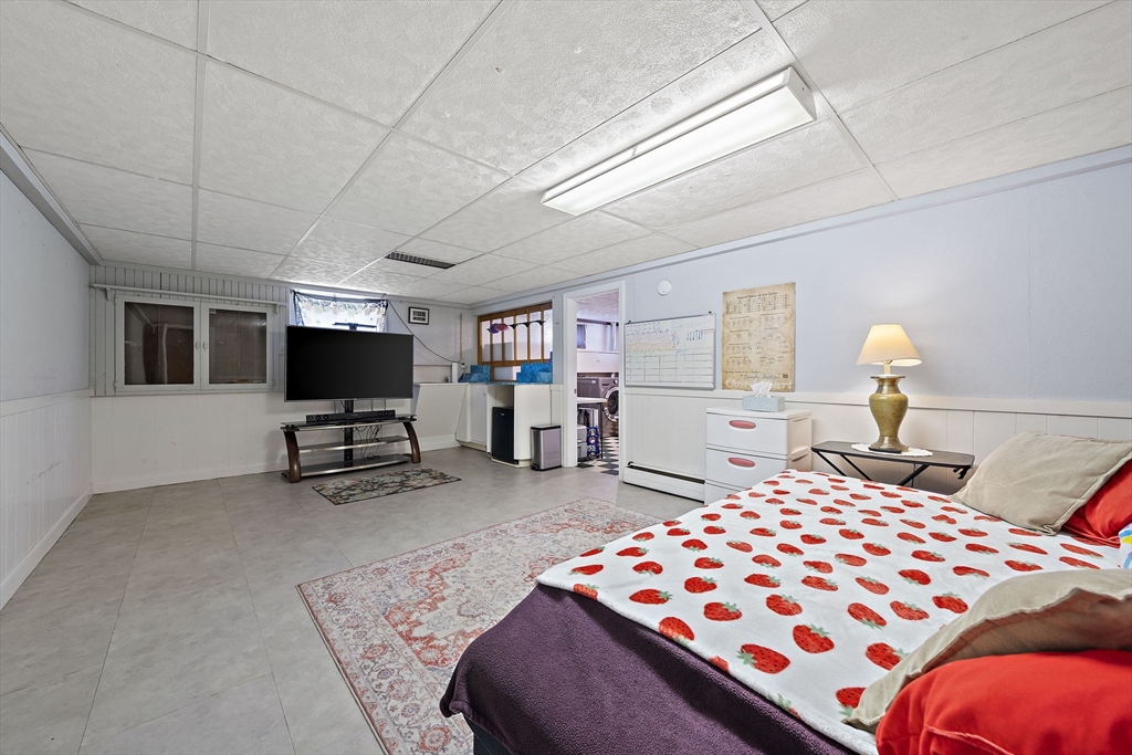 447 E Main St