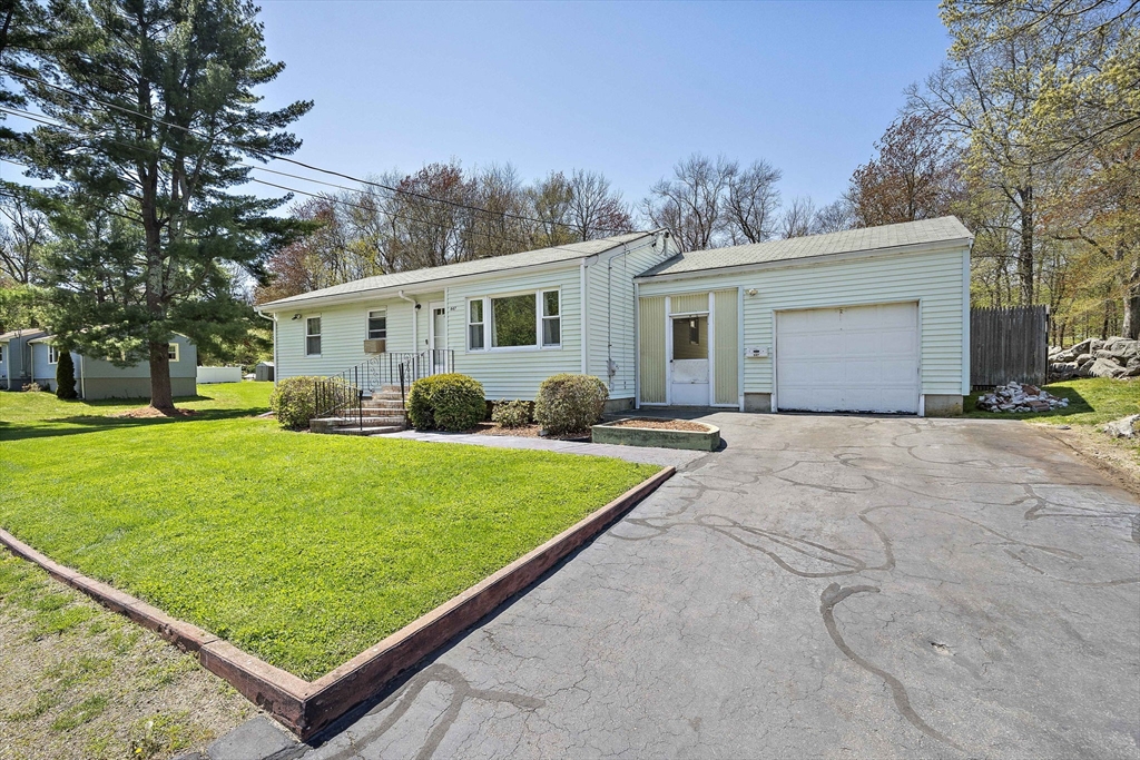 447 E Main St