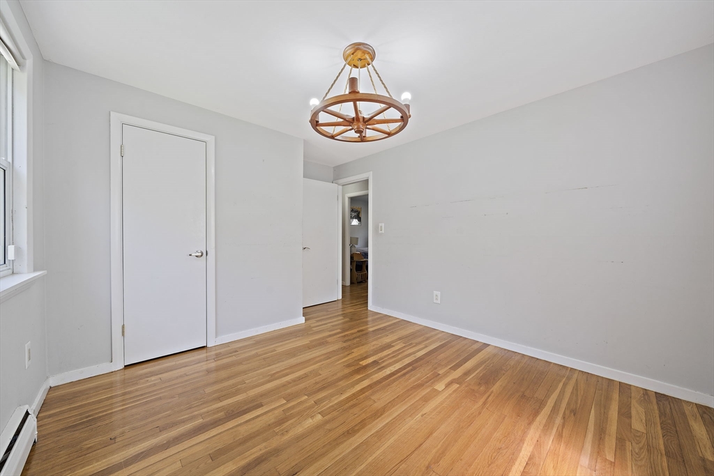 447 E Main St
