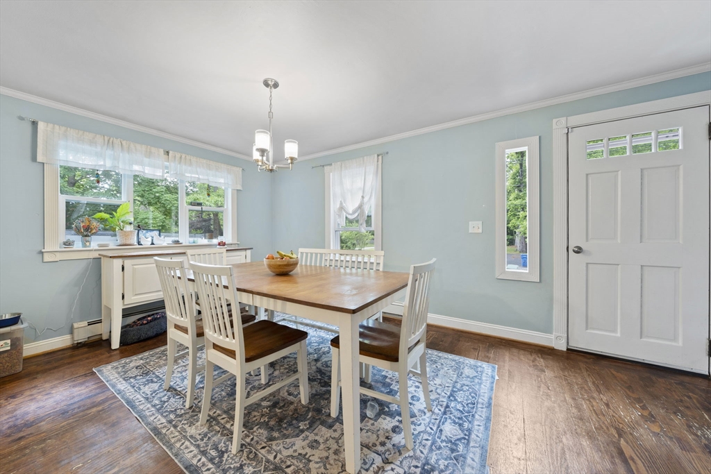 285 Raynor Ave