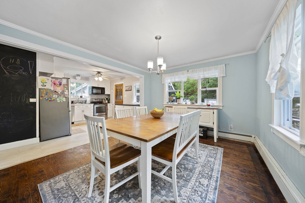 285 Raynor Ave