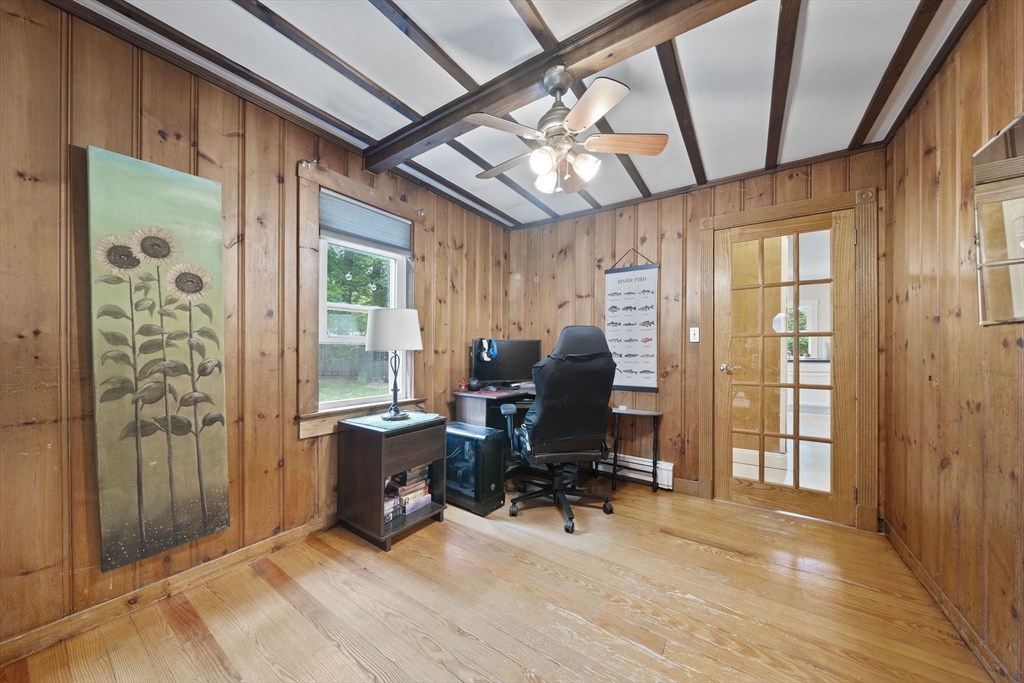 285 Raynor Ave