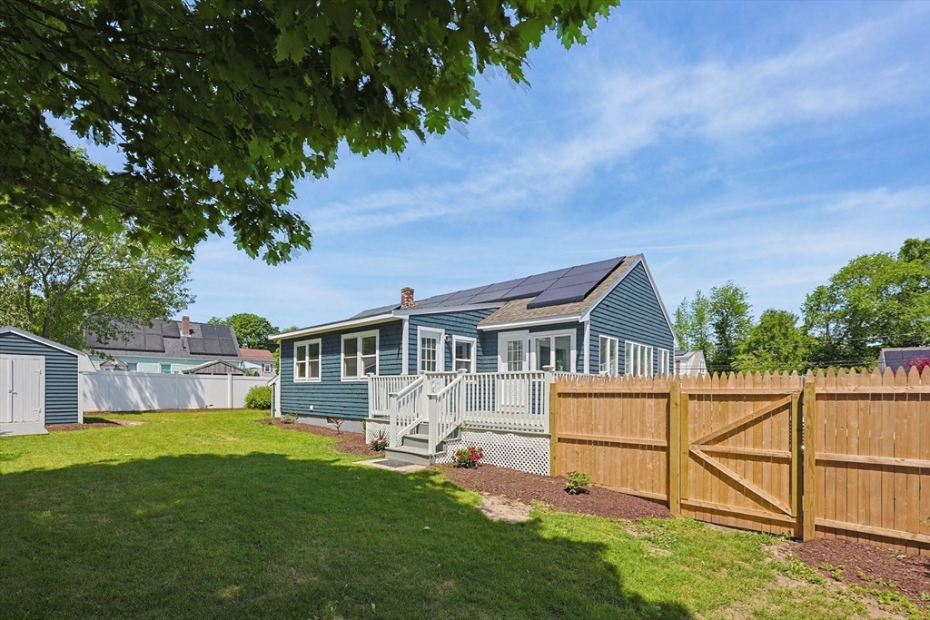 6 Almond Dr