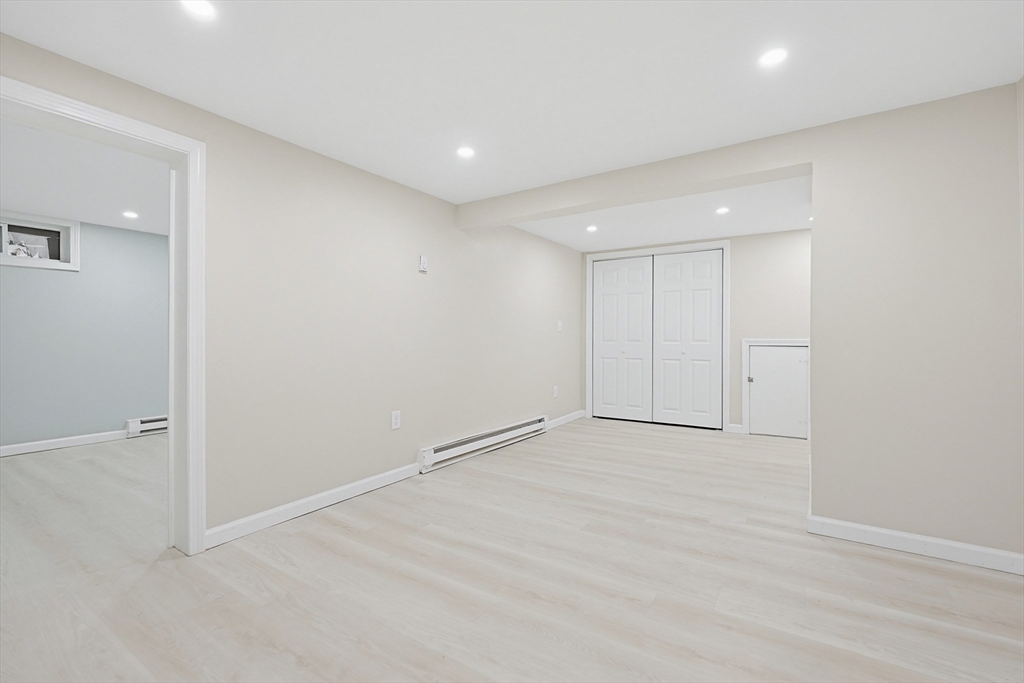 6 Almond Dr