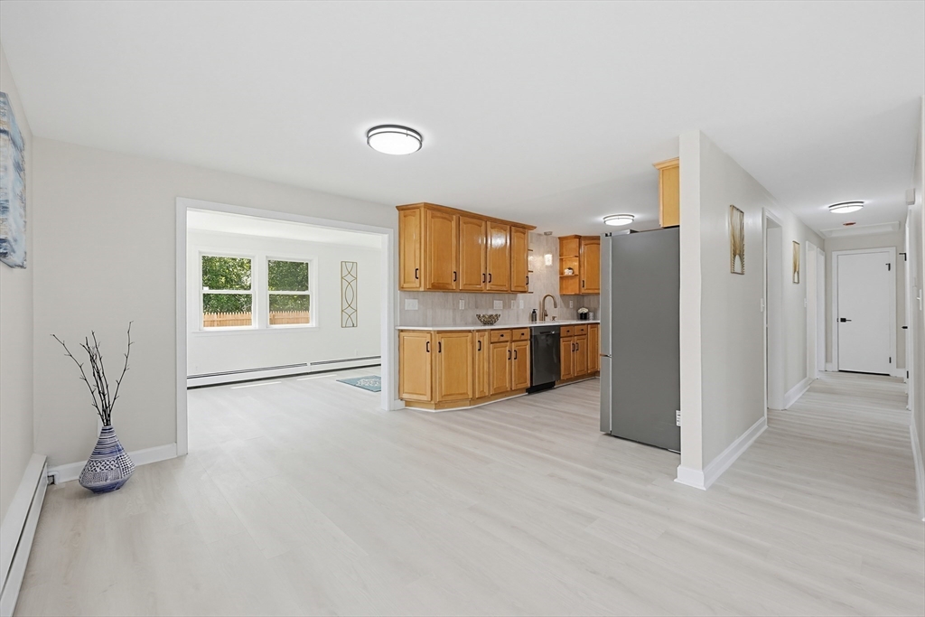 6 Almond Dr