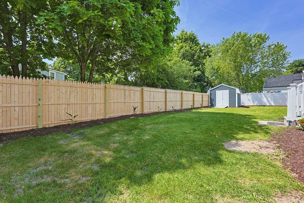 6 Almond Dr