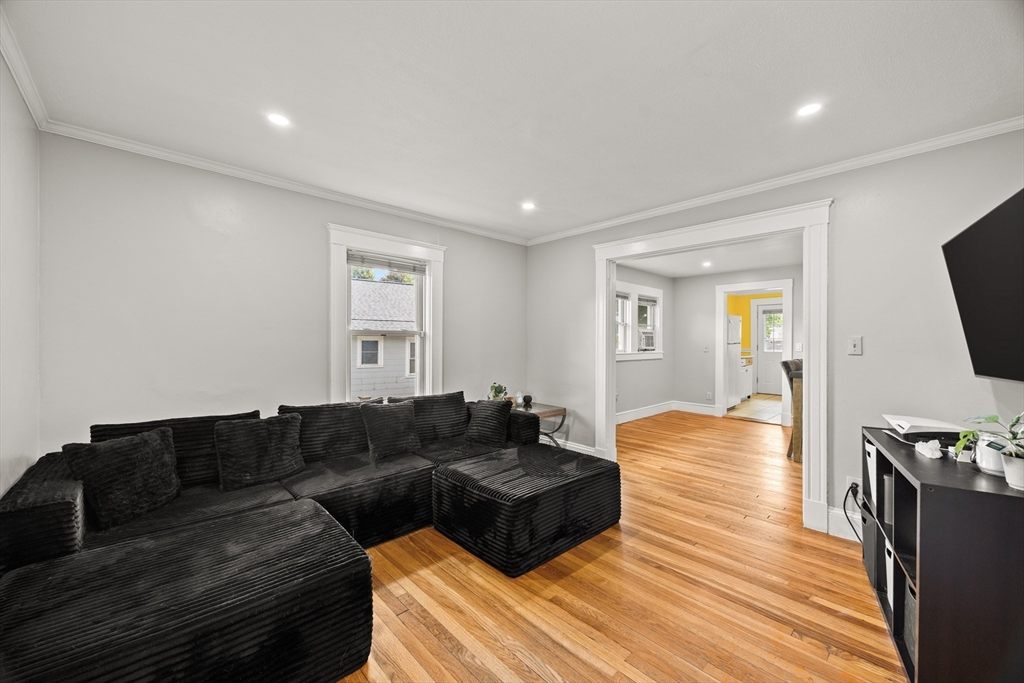 11 Shields Ave