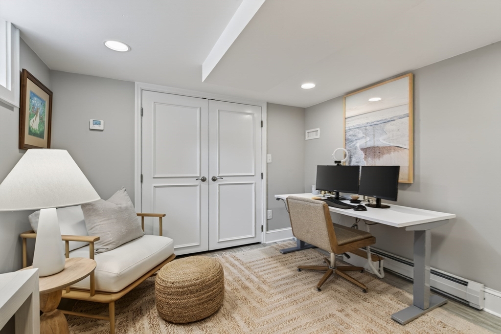 165 Thacher