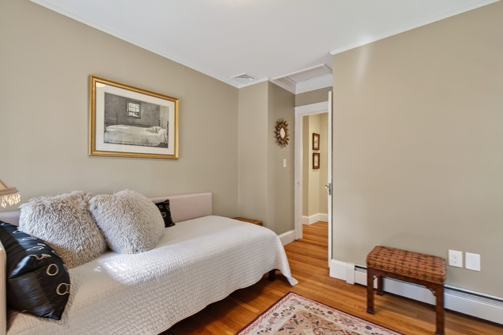 165 Thacher