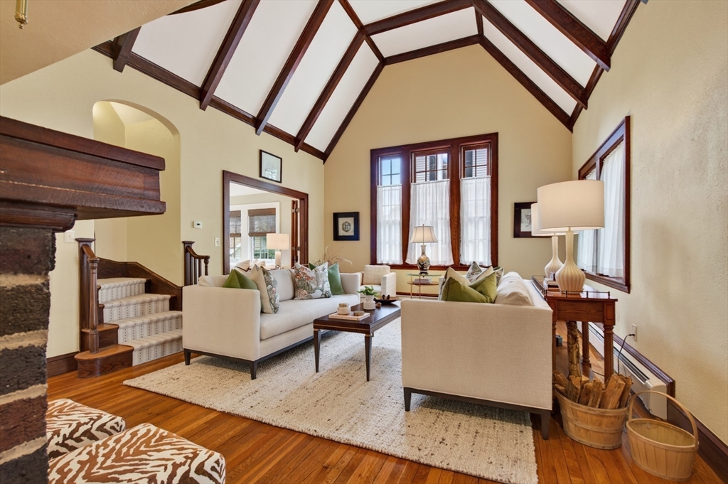 165 Thacher
