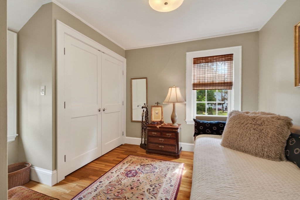 165 Thacher