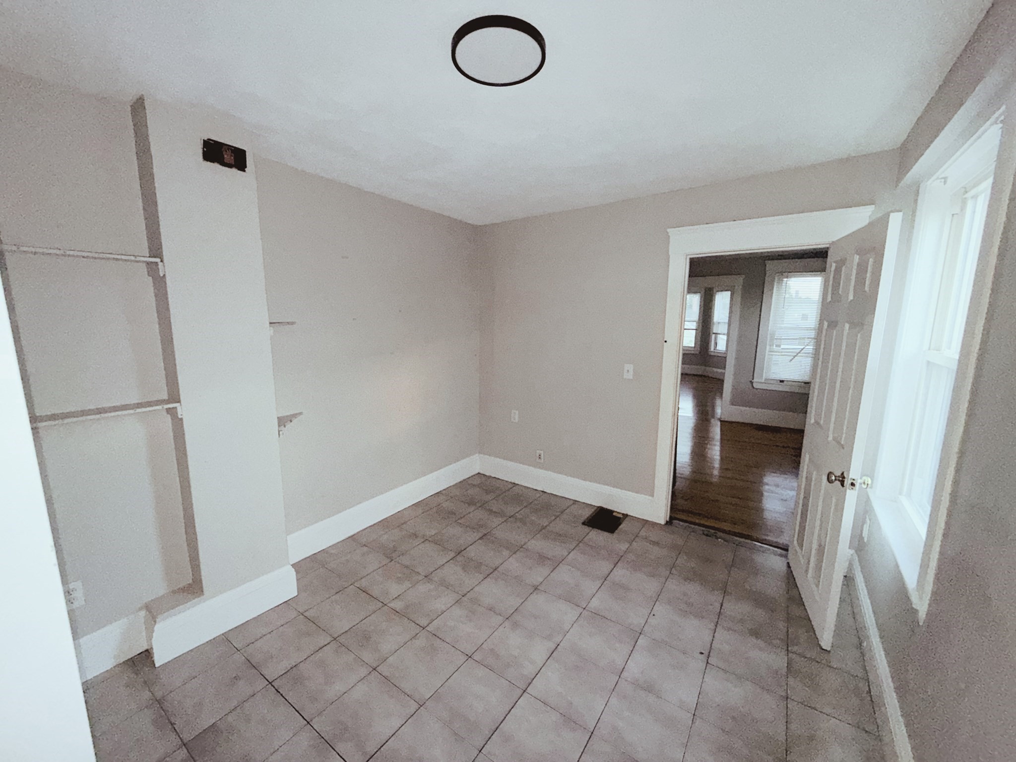 46 Grove St # 3