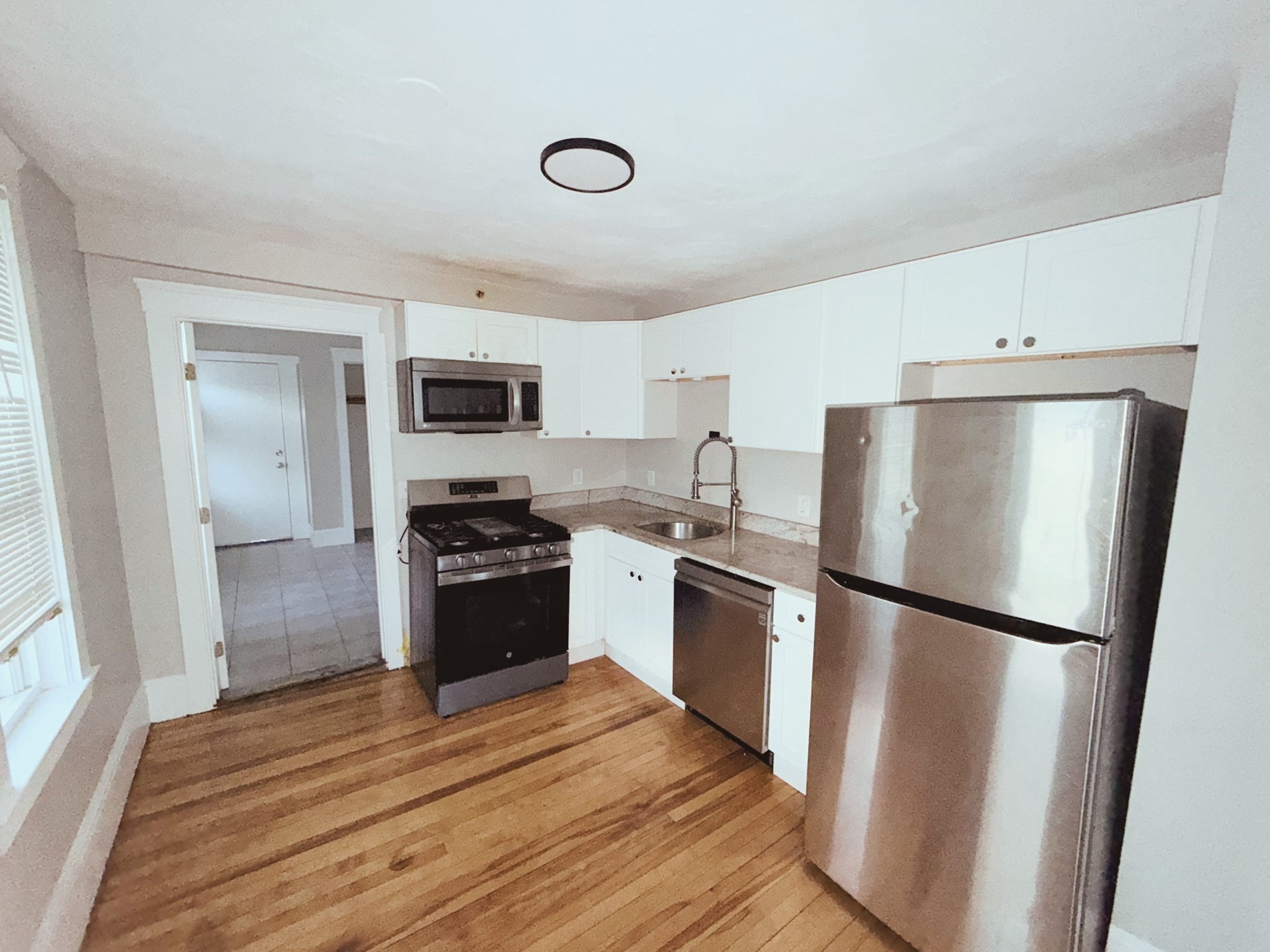 46 Grove St # 3