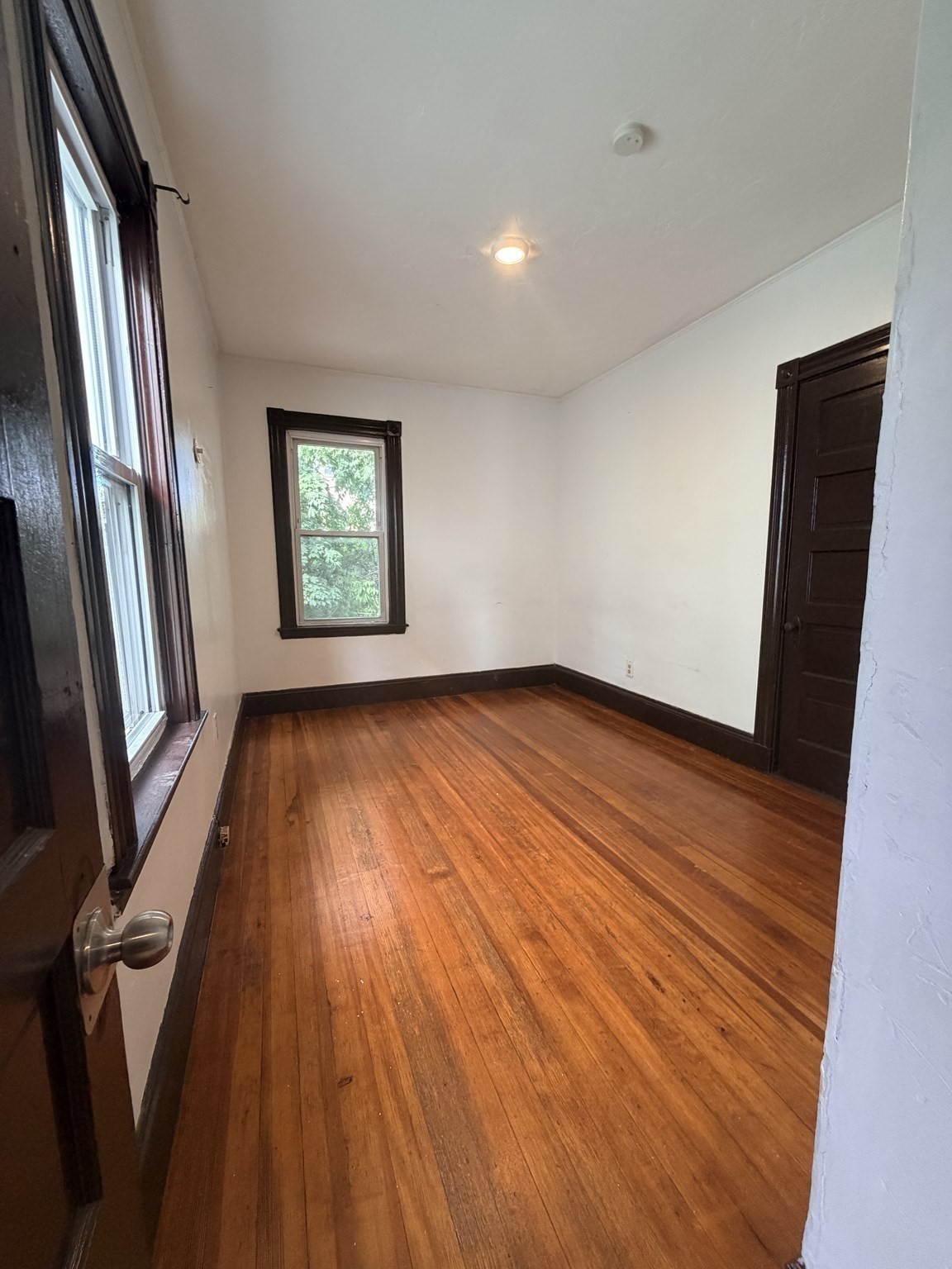 302 Washington St # 2