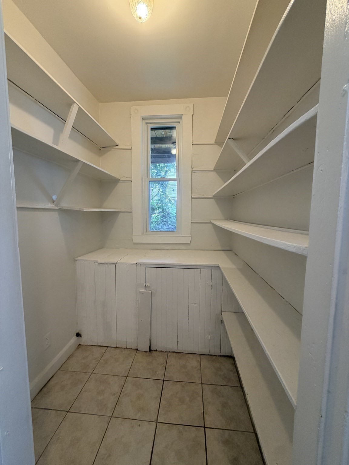 302 Washington St # 2