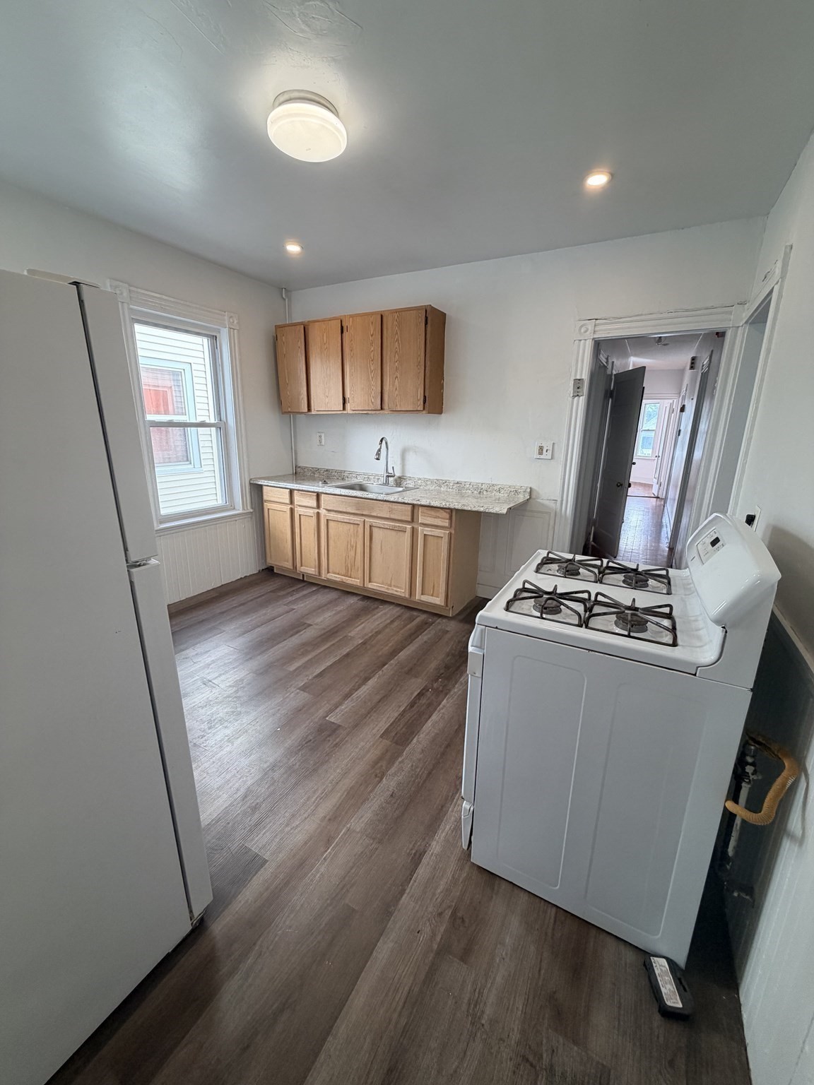 302 Washington St # 2