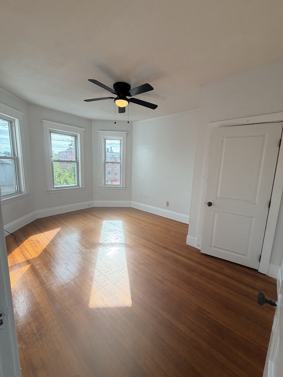 302 Washington St # 2