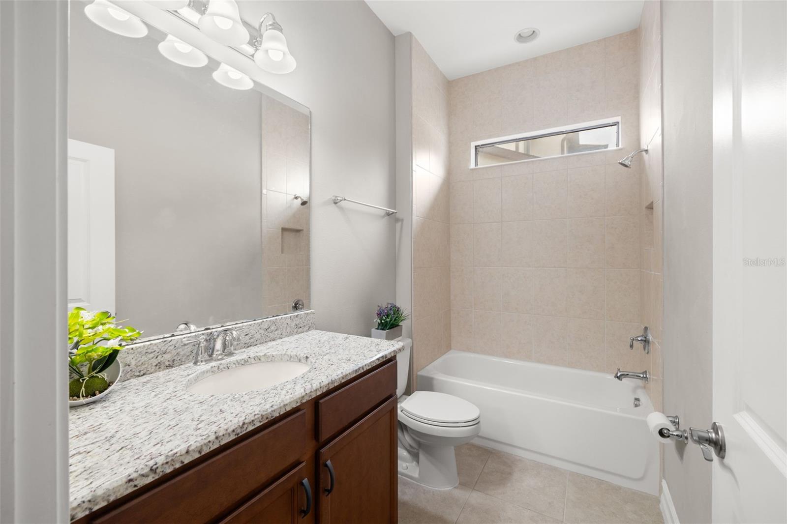 4084 CANINO CT