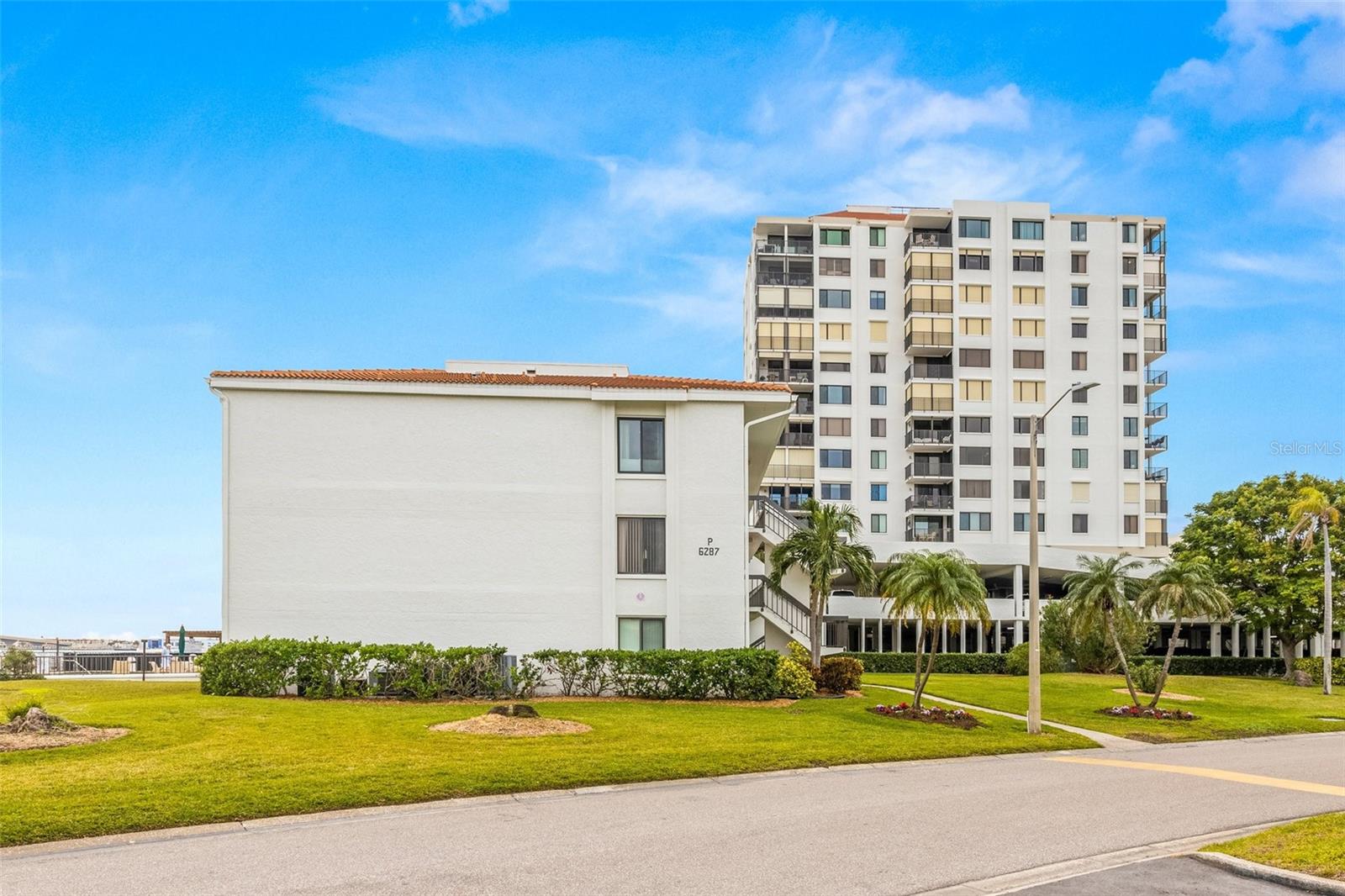 6287 BAHIA DEL MAR CIR ##208