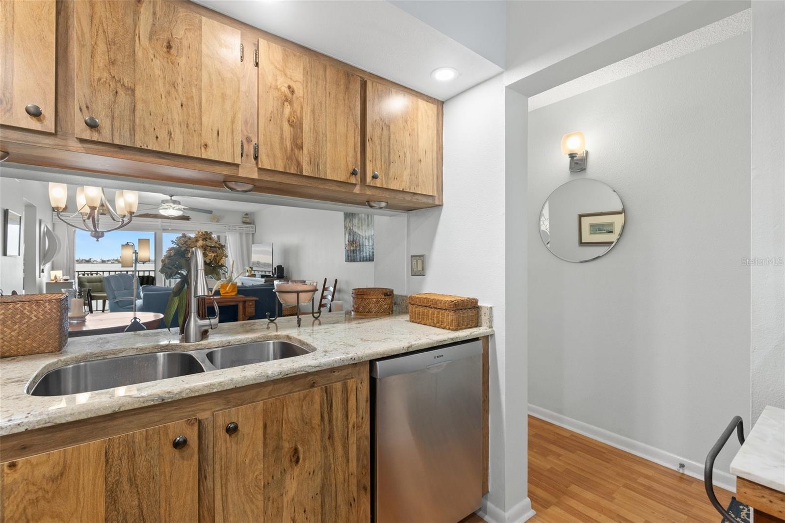 6287 BAHIA DEL MAR CIR ##208