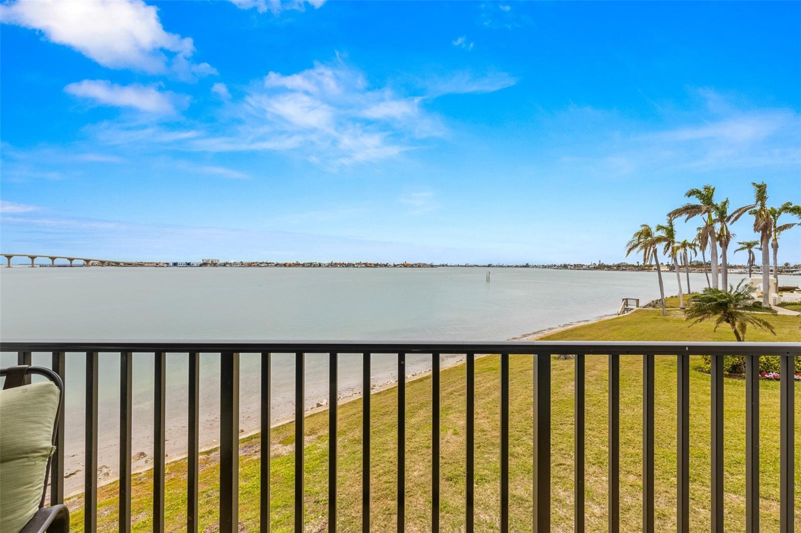 6287 BAHIA DEL MAR CIR ##208