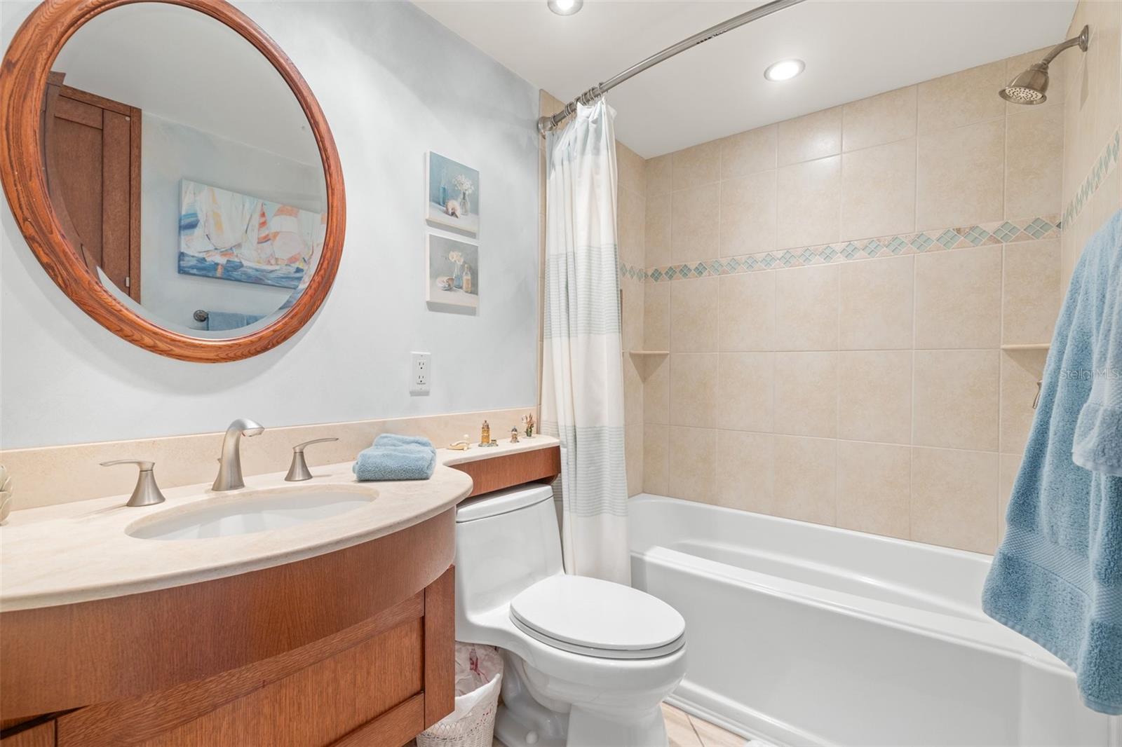 6287 BAHIA DEL MAR CIR ##208