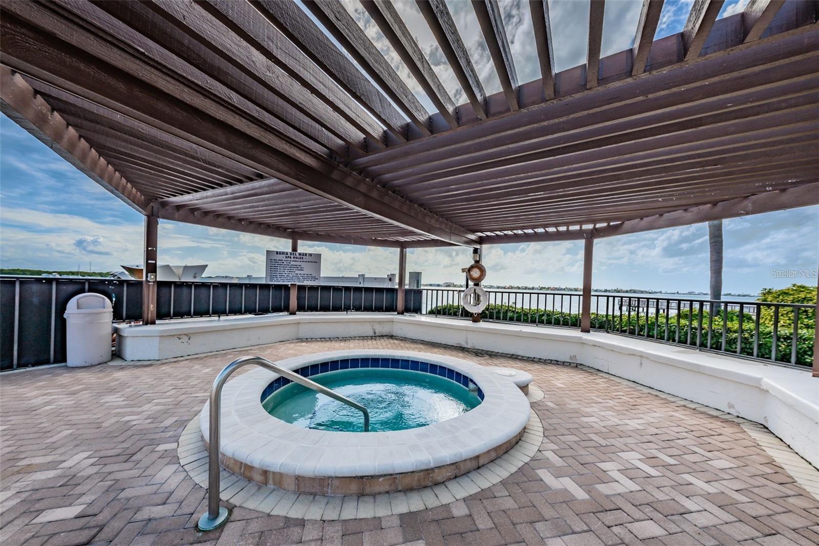 6287 BAHIA DEL MAR CIR ##208