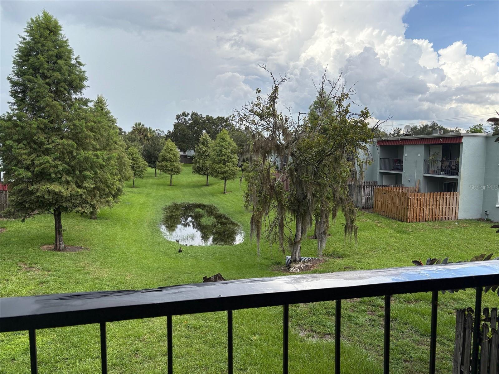 2850 SOMERSET PARK DR #202