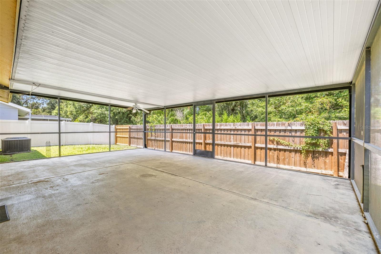 11817 CEDARFIELD DR