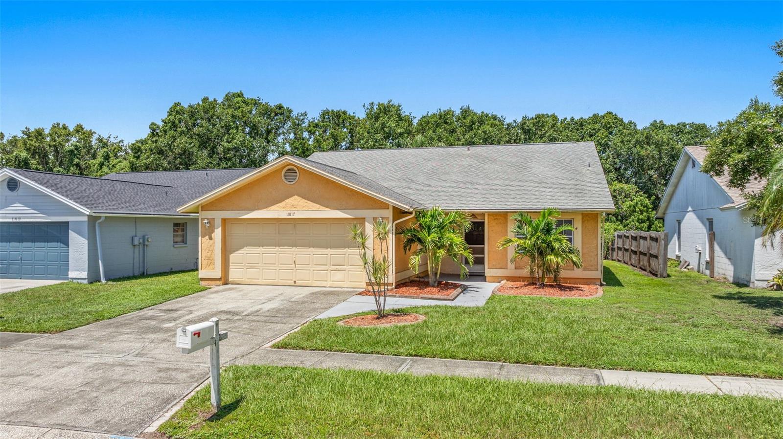11817 CEDARFIELD DR