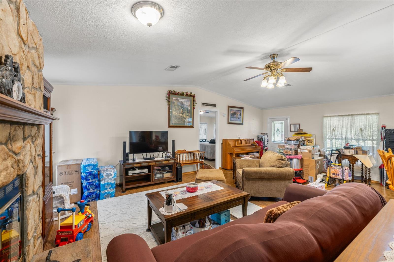 714 BURNING ARROW PL