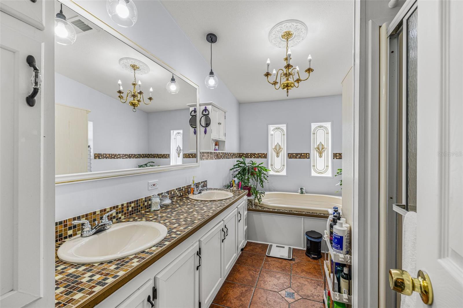 714 BURNING ARROW PL