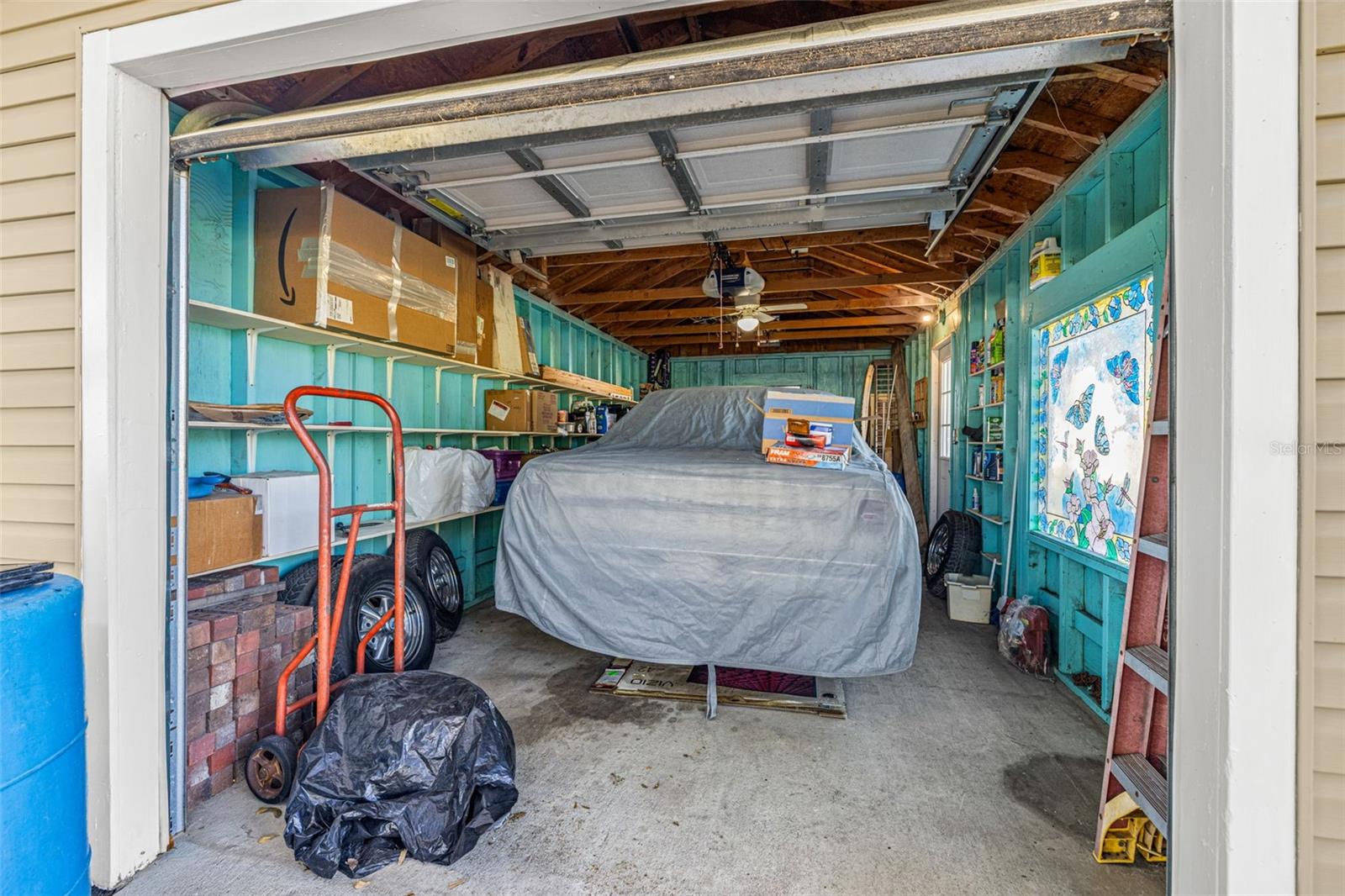 714 BURNING ARROW PL