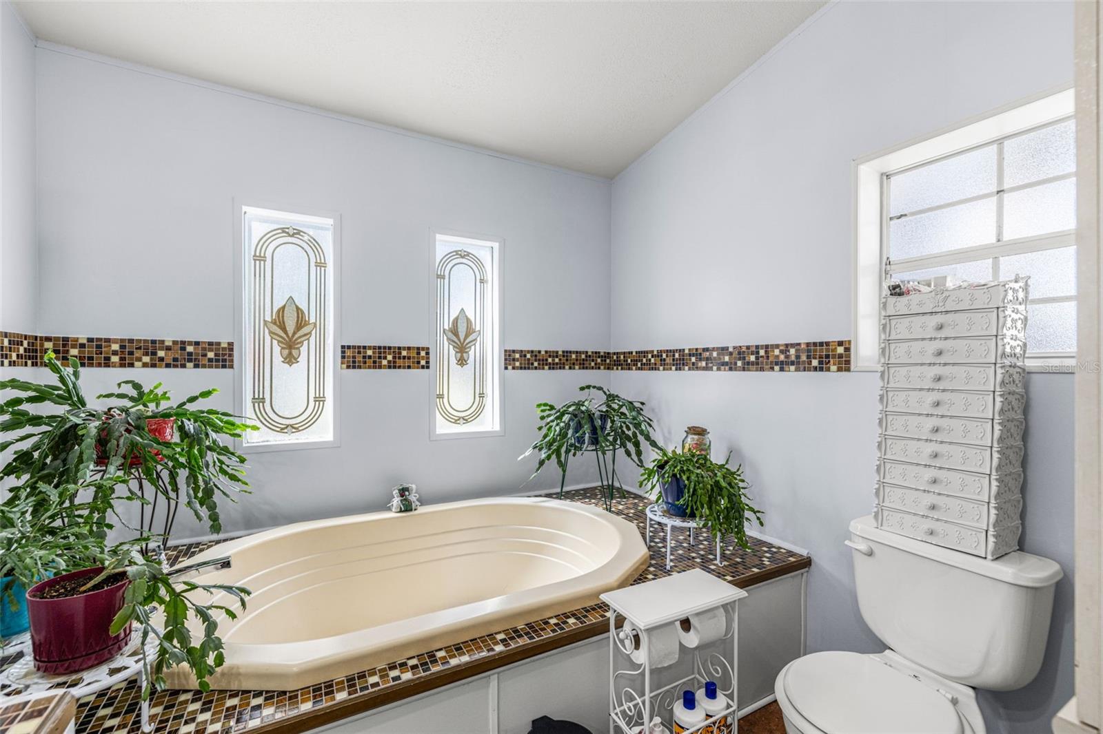 714 BURNING ARROW PL