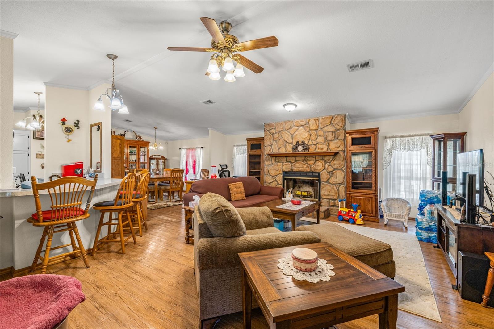 714 BURNING ARROW PL