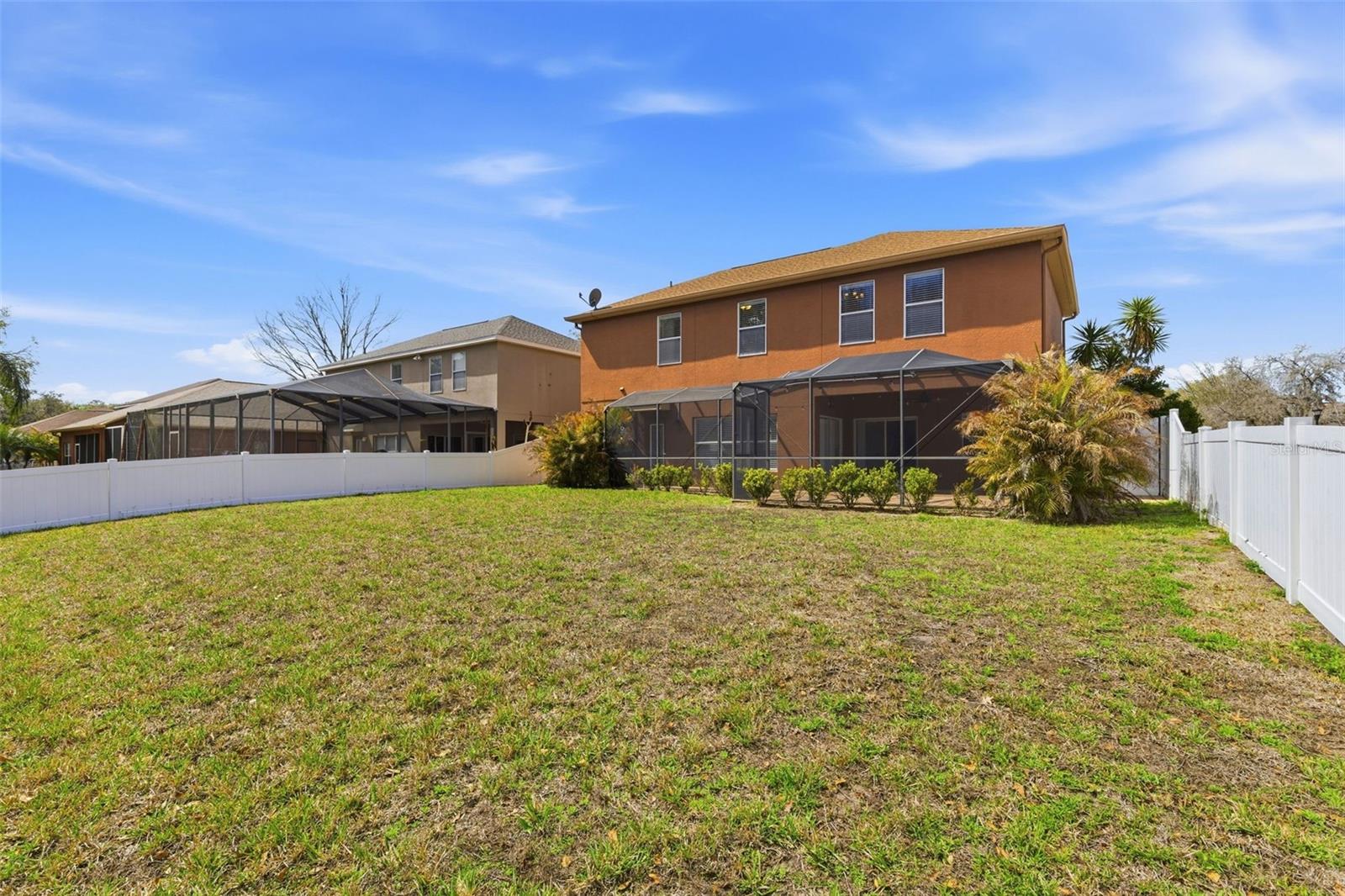 11144 OYSTER BAY CIR