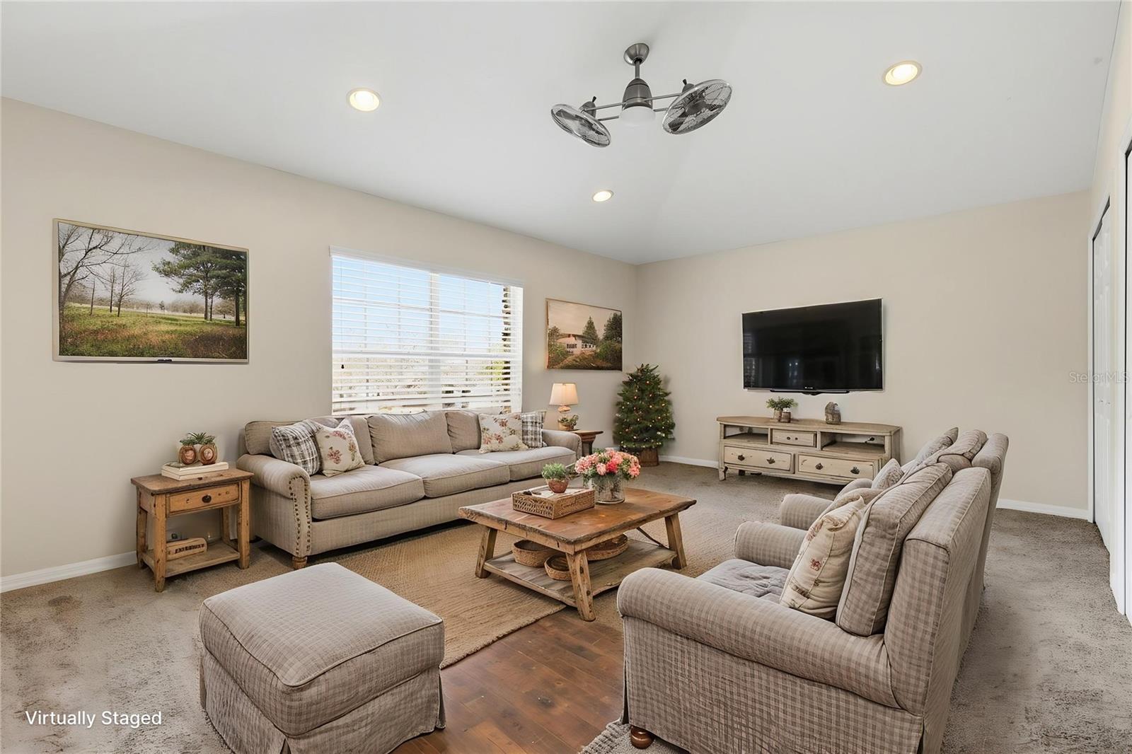 11144 OYSTER BAY CIR