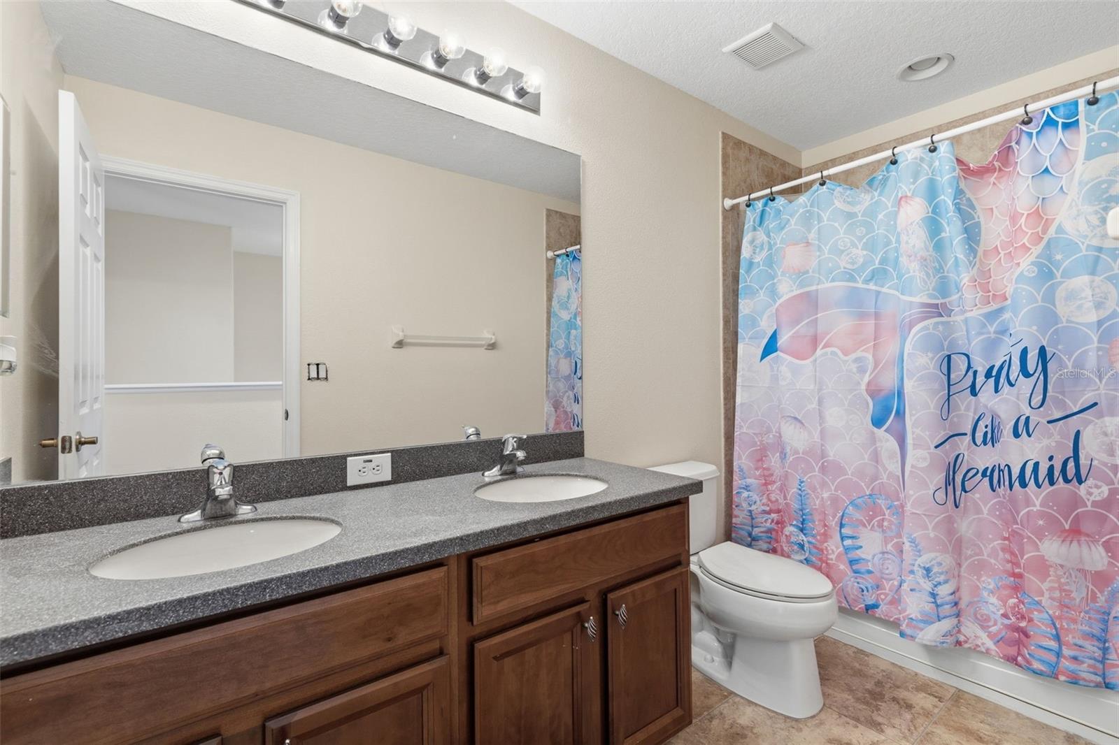 11144 OYSTER BAY CIR