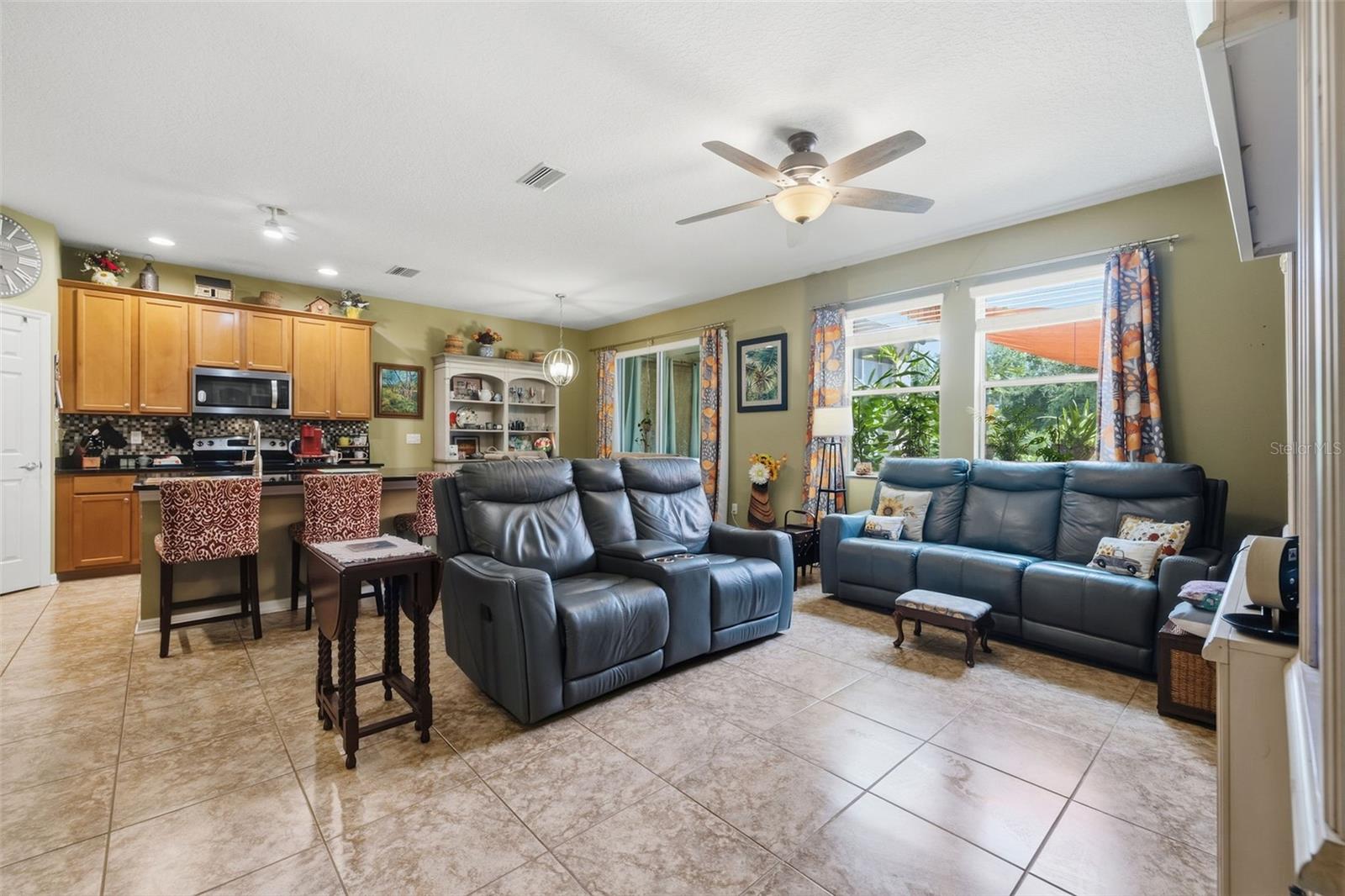 11241 BELLE HAVEN DR