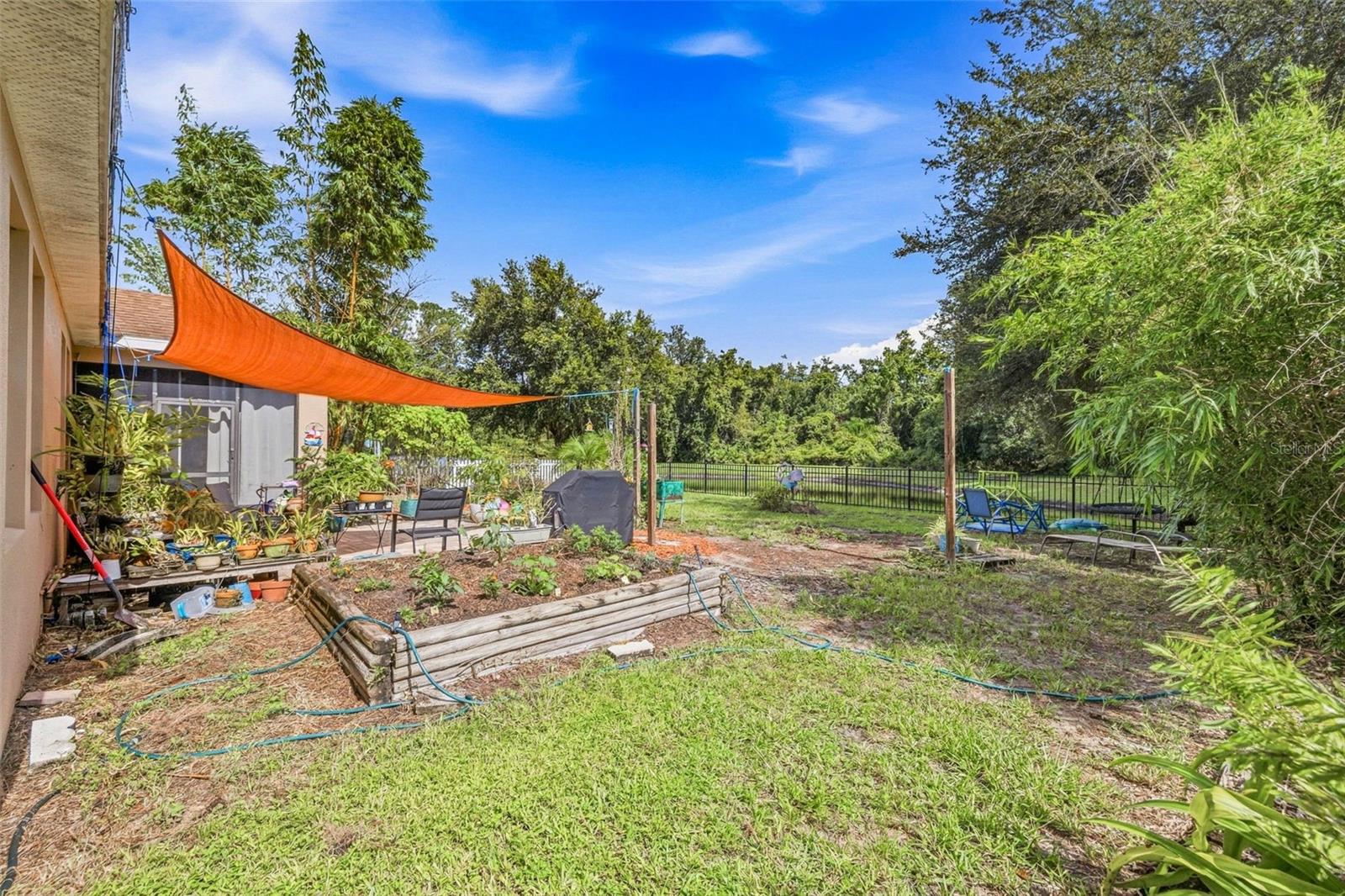 11241 BELLE HAVEN DR