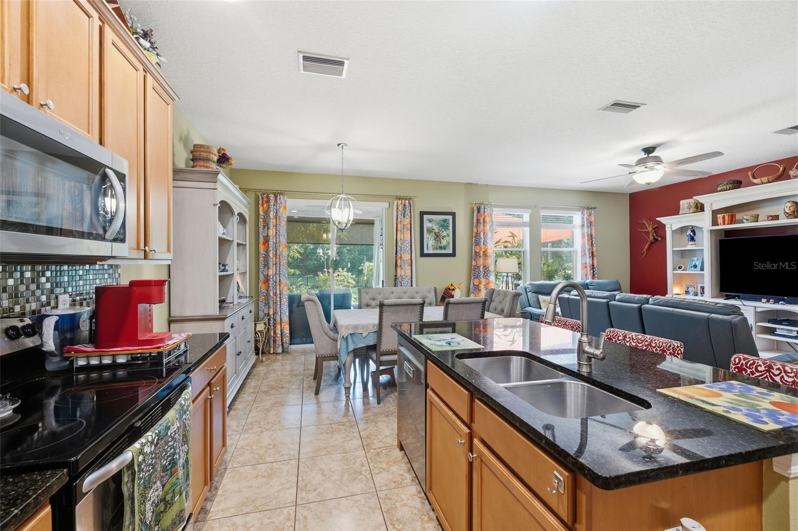 11241 BELLE HAVEN DR